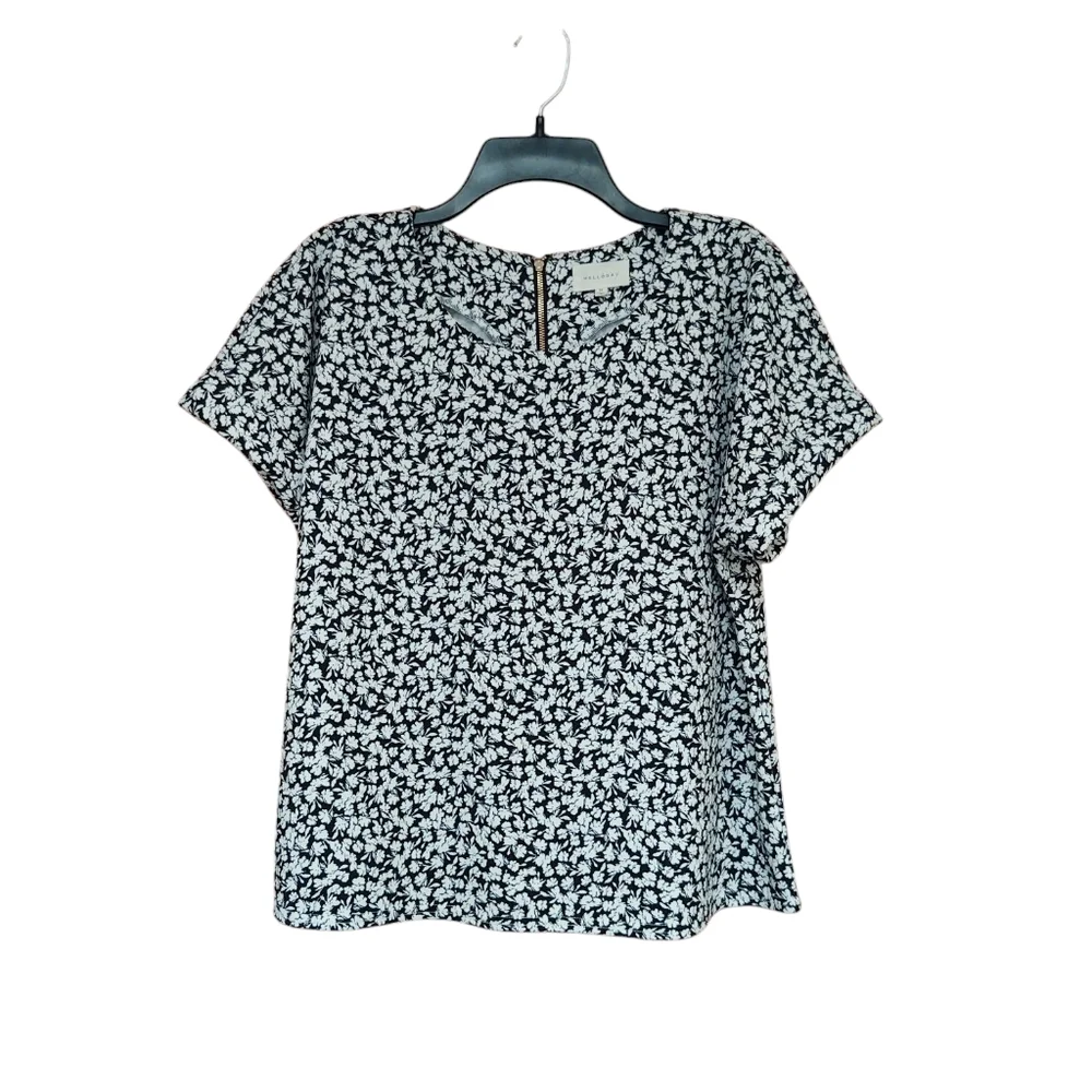 EUC Melloday Floral Black and White Top Size M